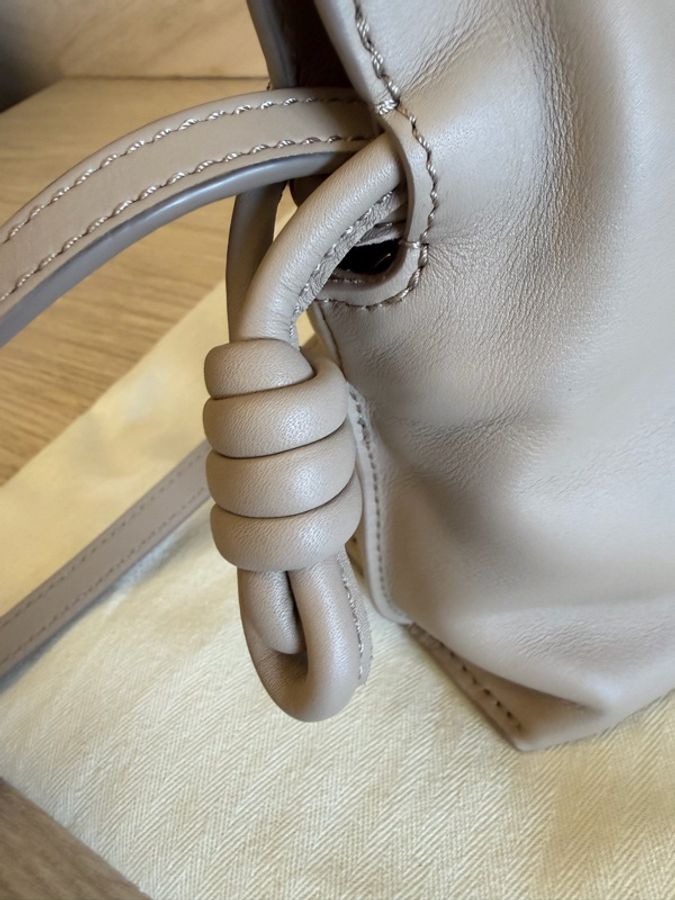 Loewe Flamenco Mini 沙色-13