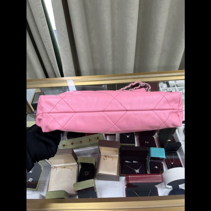 Chanel small 22bag-4