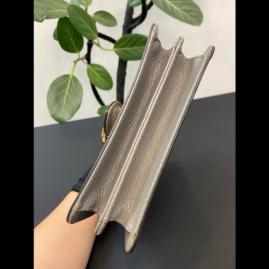 97新 Gucci古馳 灰色全皮荔枝紋小号風琴包-6