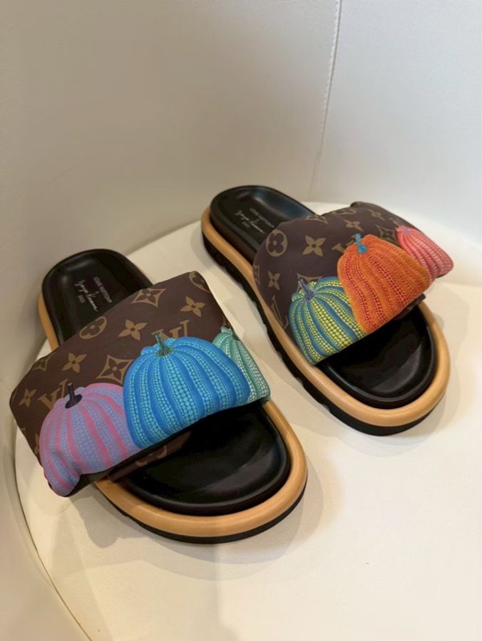 Louis Vuitton✨LV草間彌生聯名魔鬼氈南瓜拖鞋 #40 MA0213-3