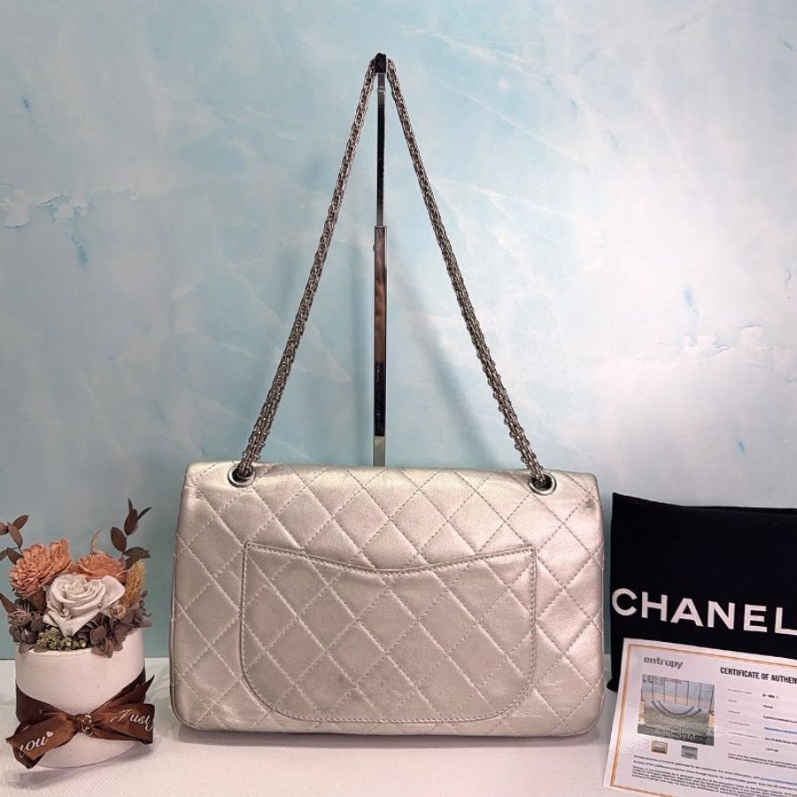 CHANEL 2.55牛皮銀鏈翻蓋包-1