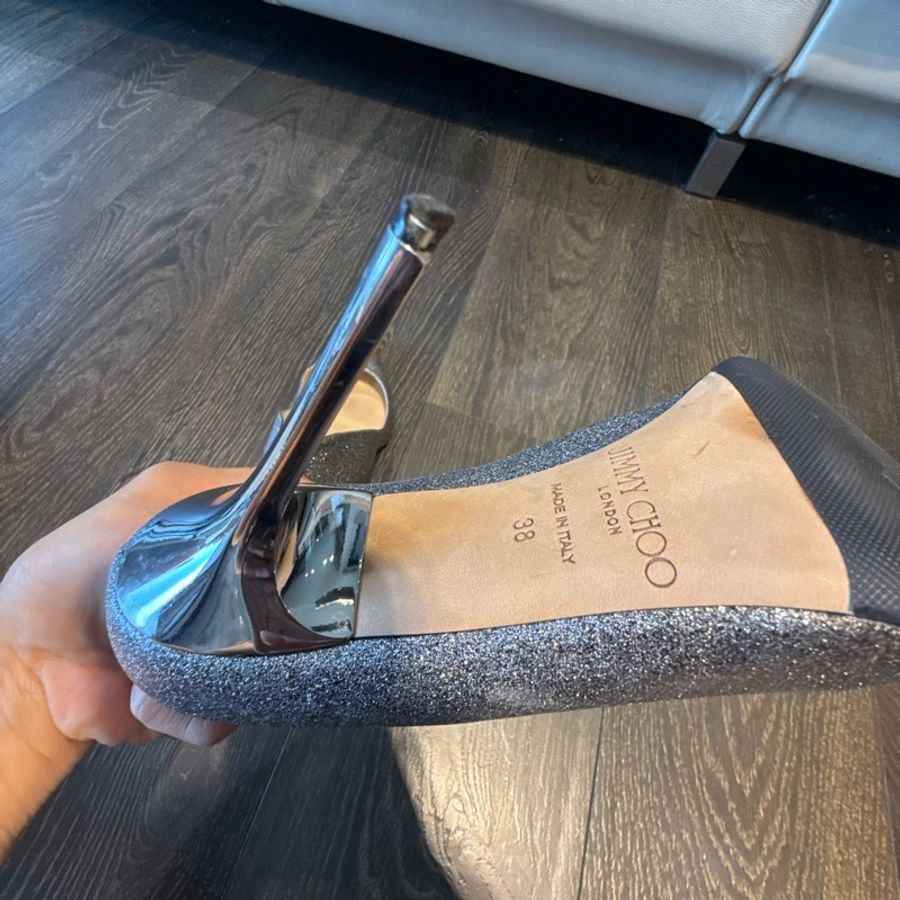 Jimmy Choo 經典銀灰高跟鞋38號-11