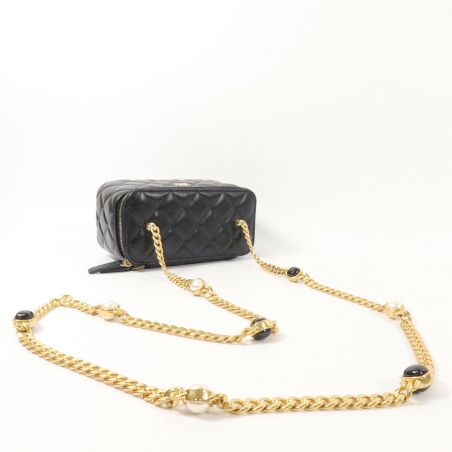 CHANEL 羊皮皮革Vanity Case鏈帶肩背袋-8