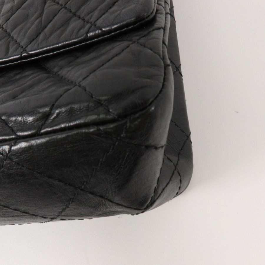 CHANEL 牛皮皮革2.55 Large鏈帶肩背袋-10