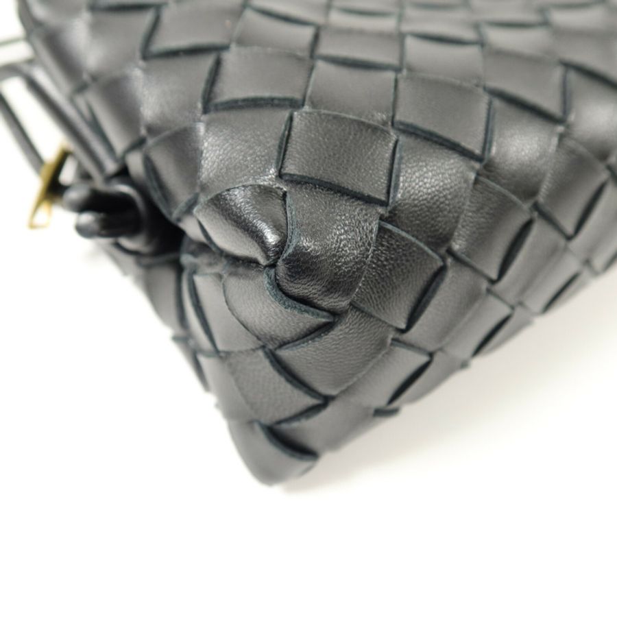 BOTTEGA VENETA 羊皮皮革Mini Loop肩背袋-10