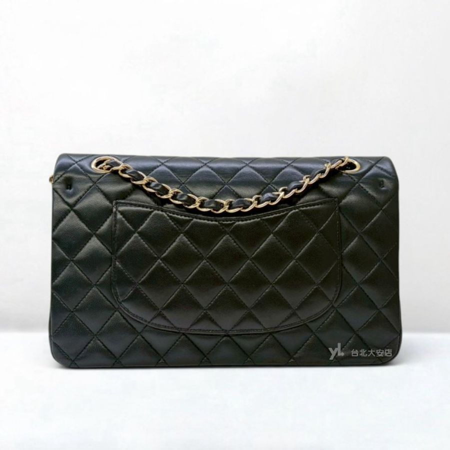 A13348-CHANEL COCO25 黑色羊皮金釦口蓋包A01112-3