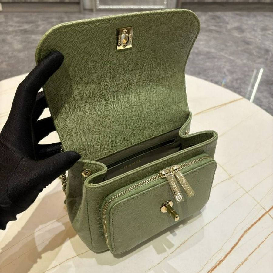 *SHIHNA名牌精品*CHANEL 郵差包 綠色 荔枝紋牛皮 金鍊 (保卡款)-3