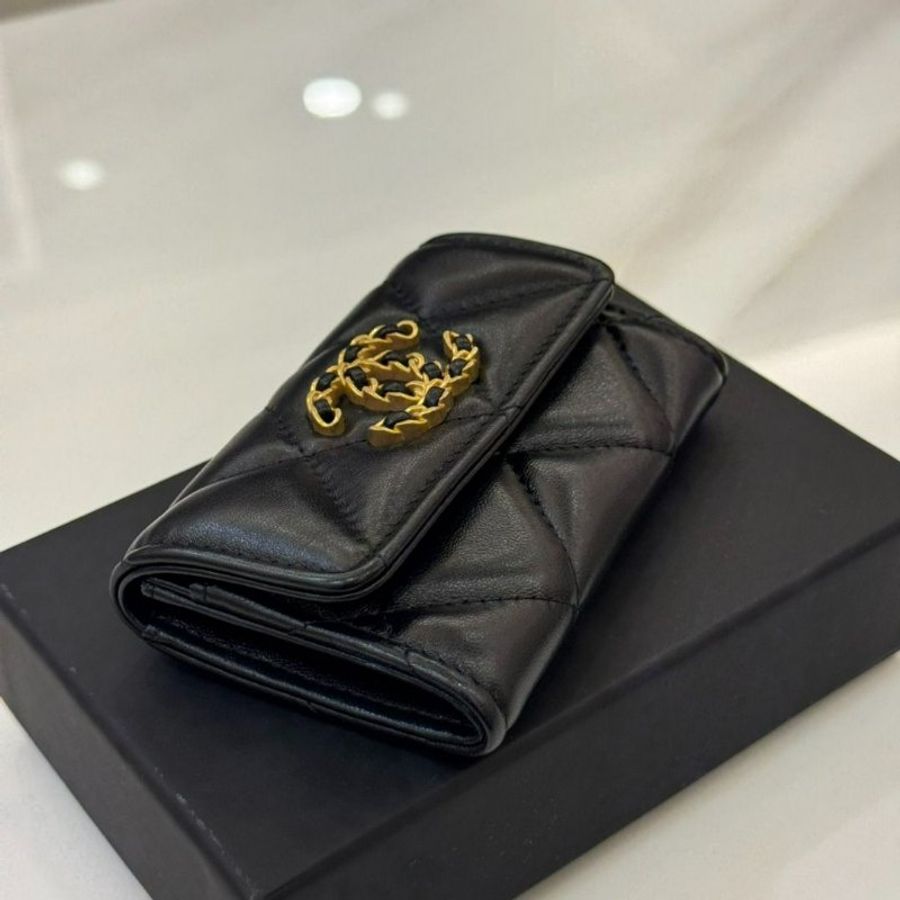 *SHIHNA名牌精品*CHANEL 19 黑金羊皮口蓋名片夾-2