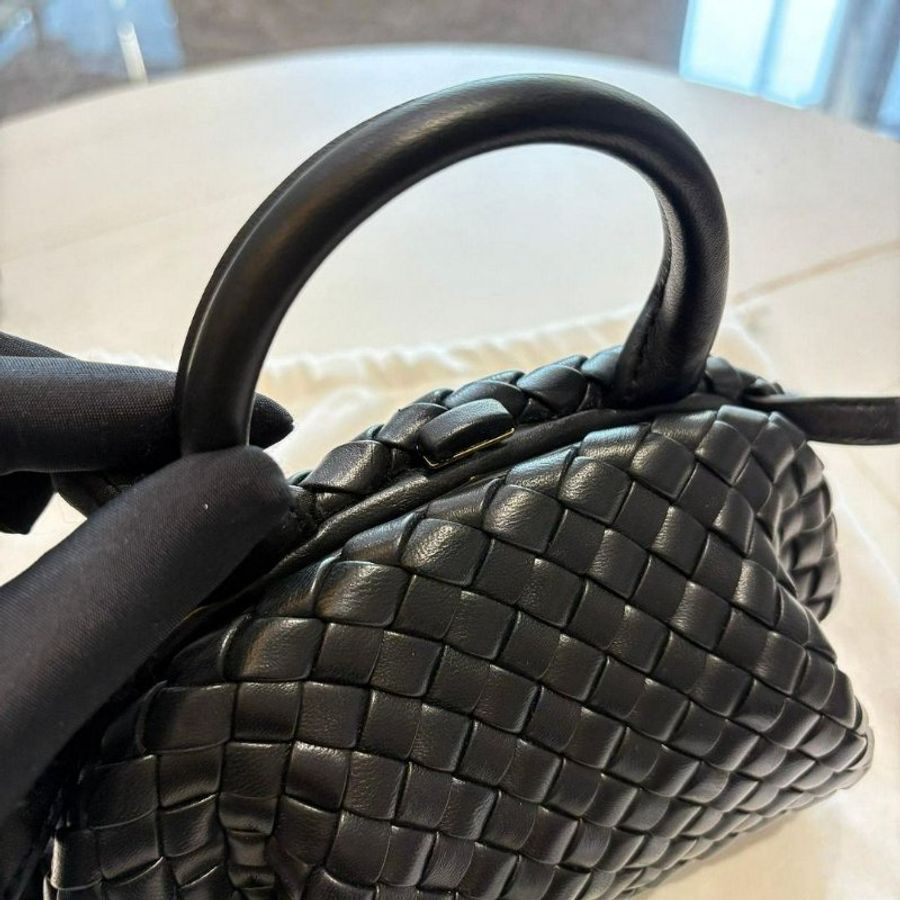 *SHIHNA名牌精品* BOTTEGA VENETA Mini Handle 經典編織包(手提/斜背)-2