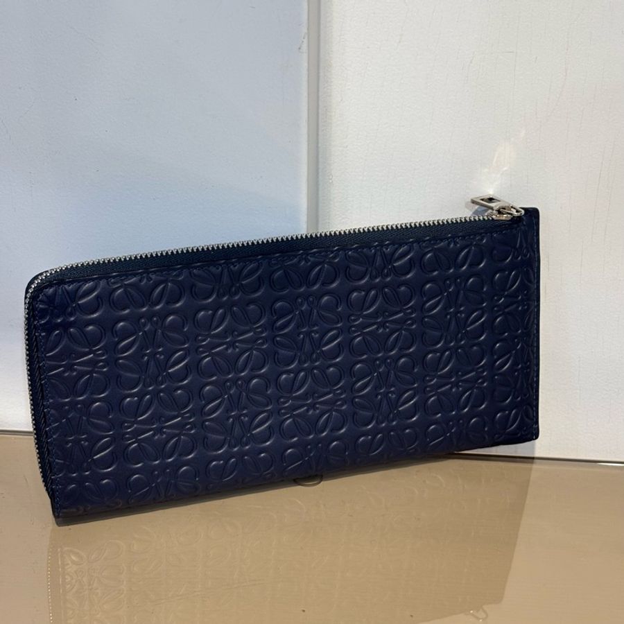 Loewe 深藍牛皮壓紋Repeat 12卡長夾-1