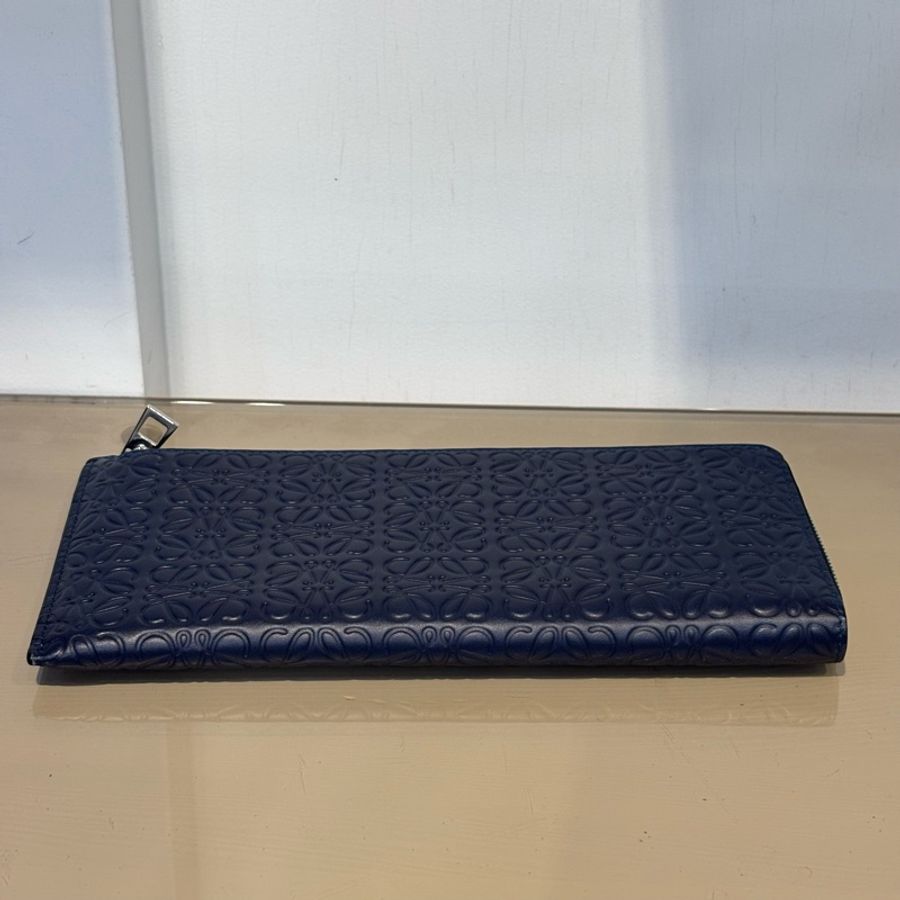 Loewe 深藍牛皮壓紋Repeat 12卡長夾-2