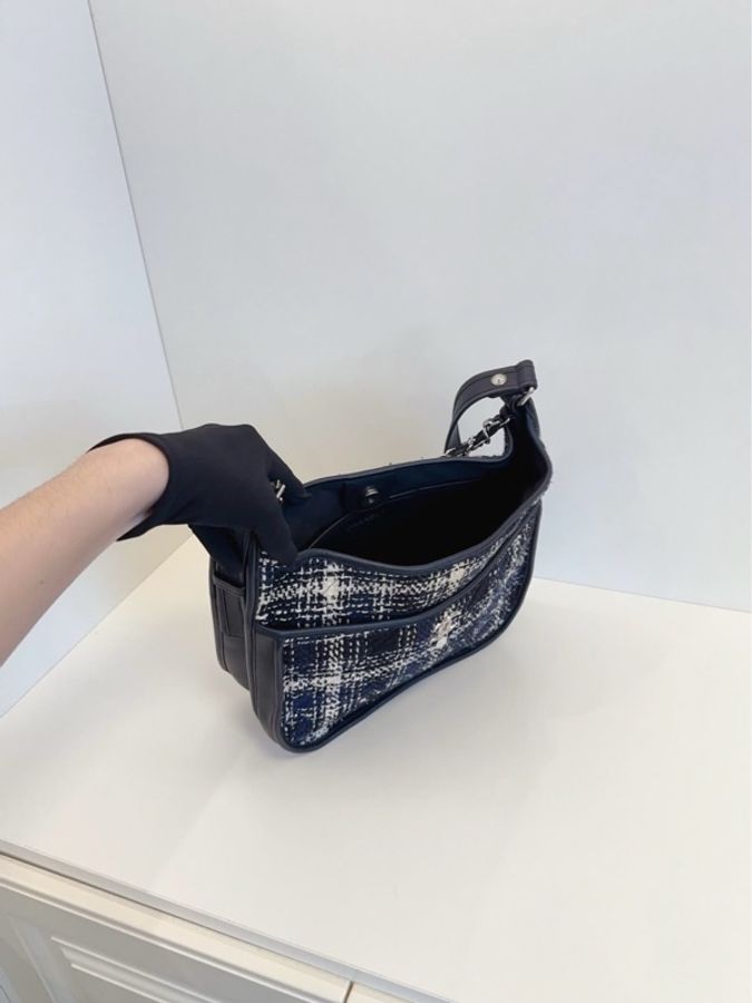 Chanel 3way Hobo-2