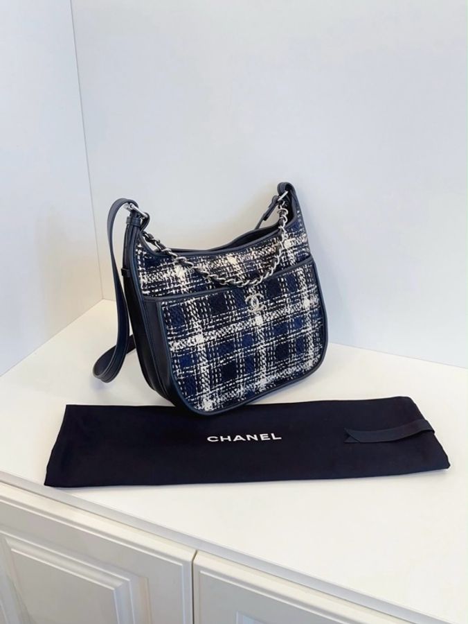 Chanel 3way Hobo-5