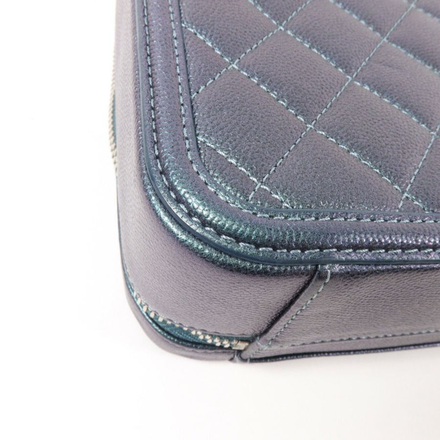 CHANEL 牛皮皮革CC Filigree Vanity Case Medium鏈帶肩背袋-14