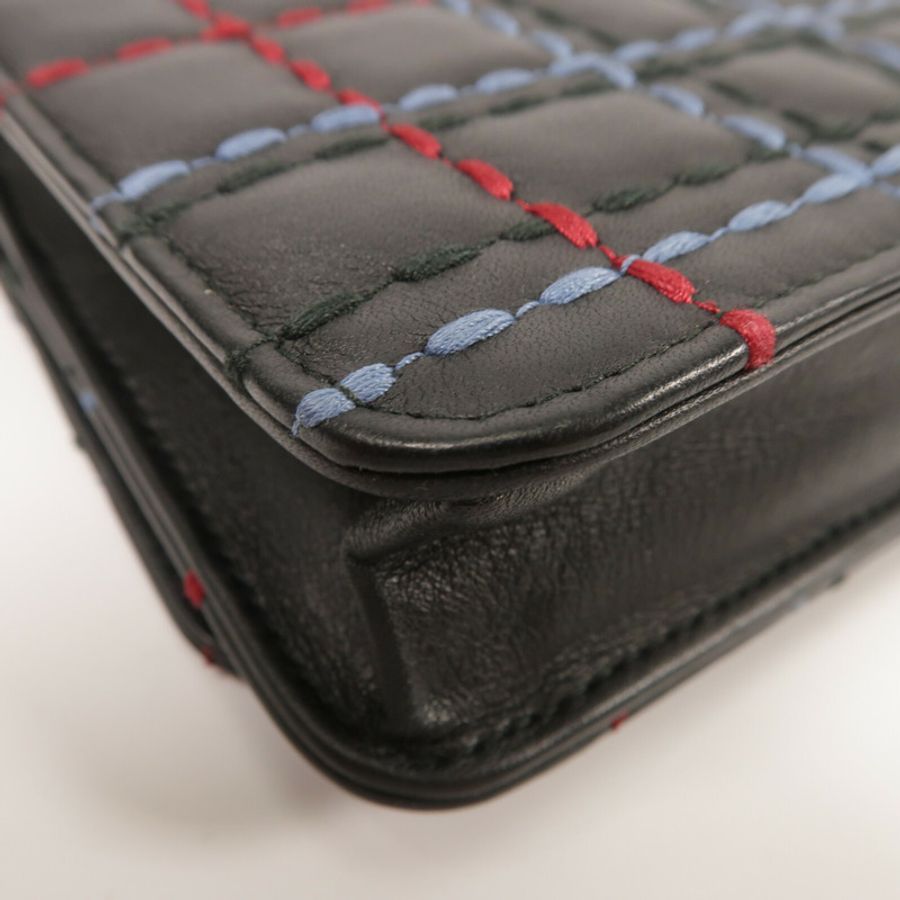 CHANEL 牛皮皮革WOC Wallet On Chain鏈帶肩背袋-13