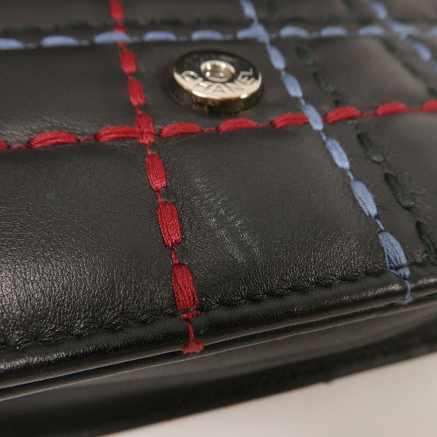 CHANEL 牛皮皮革WOC Wallet On Chain鏈帶肩背袋-15