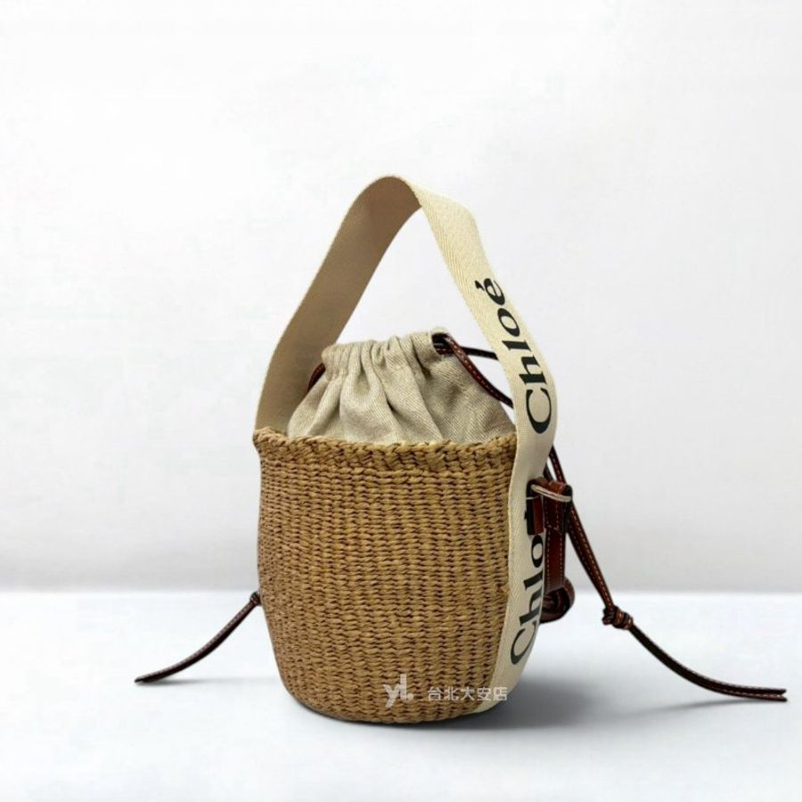 A13352-CHLOE Woody Basket草編小號水桶包-2