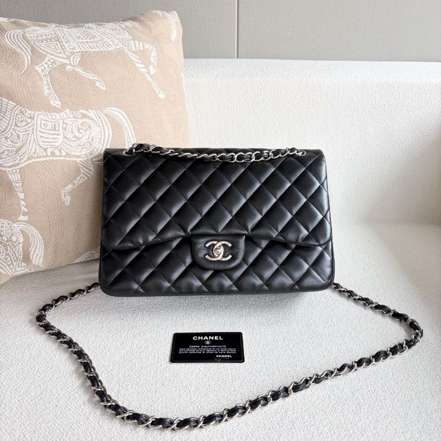 Chanel 黑銀CFJumbo 雙蓋 羊皮 肩背包-1