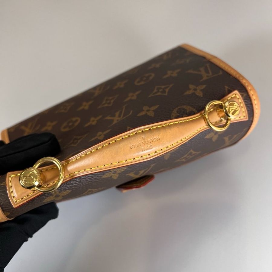 LV M44919/晶片款 老花IVY小號郵差包-7