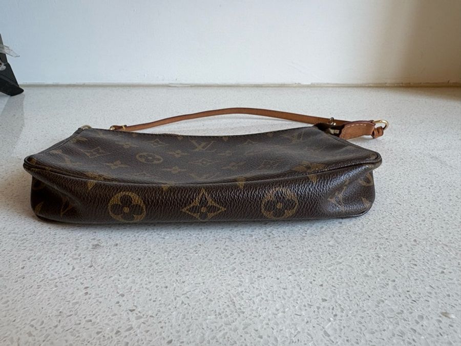 Louis Vuitton(LV)Monogram 小手袋-4