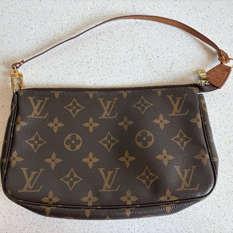 Louis Vuitton(LV)Monogram 小手袋-21