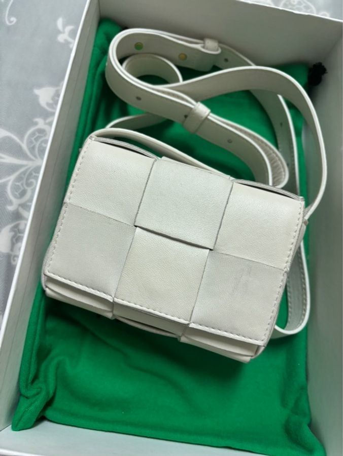 Bottega Veneta 的 Cassette Mini Cassett-9