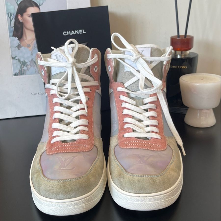 LOUIS VUITTON/路易威登 Rivoli 炫彩粉藍 拼色高幫鞋 尺碼：7-0