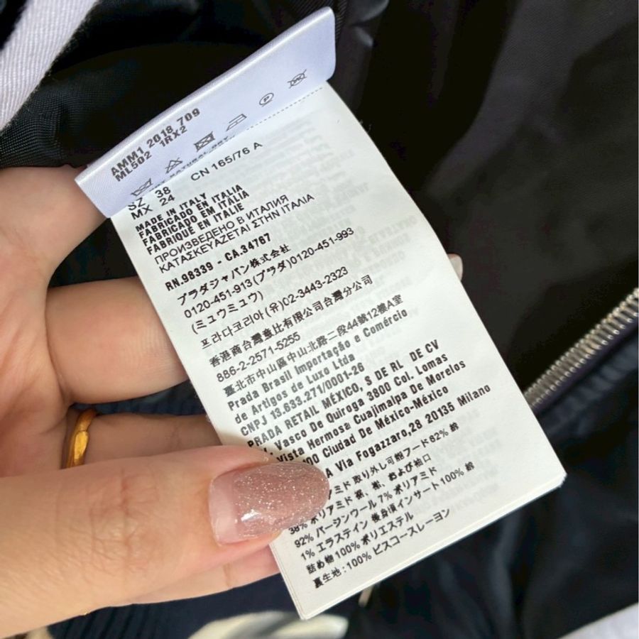 miumiu 藍/白連帽飛行夾克🧥38-27