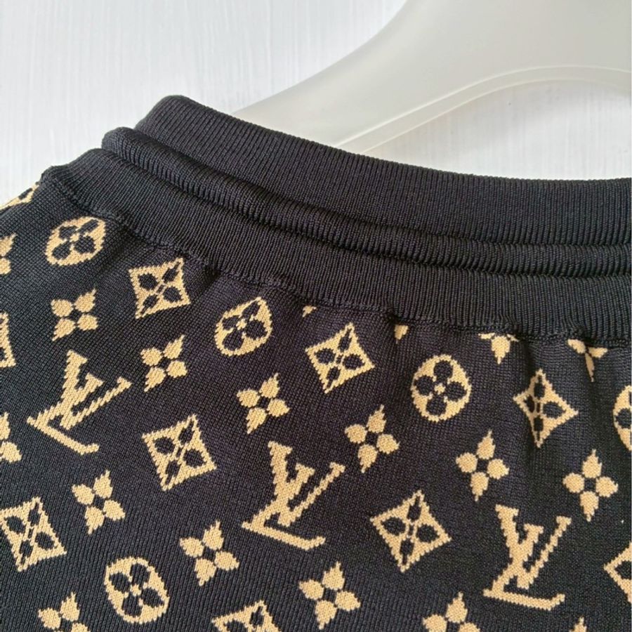 LV滿版logo縮口長褲👖xs-8