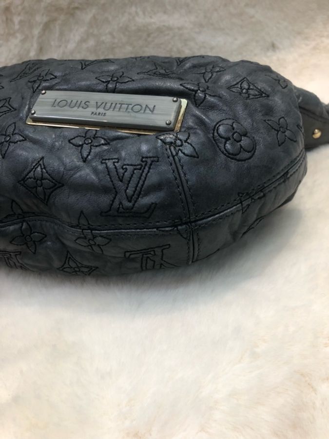 LV 限量版 Olympe Nimbus PM 灰色 皮革 XC674-10