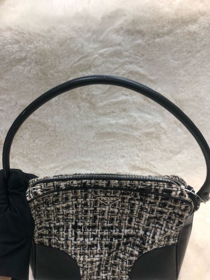 Prada Tweed 料 拼皮上肩袋 XC676-5
