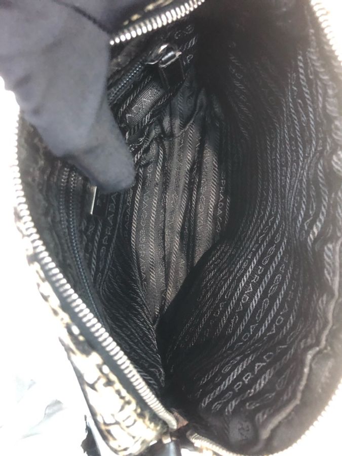 Prada Tweed 料 拼皮上肩袋 XC676-20