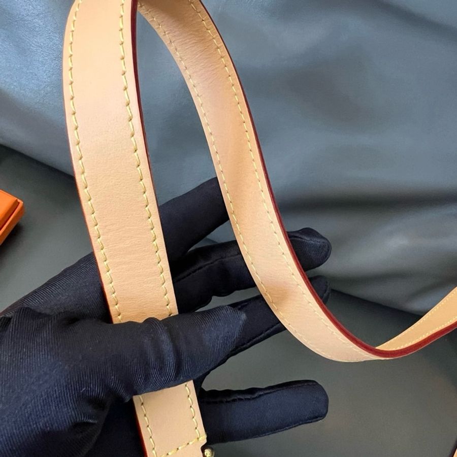 LV/路易威登 Soft trunk軟盒子包斜背包 白色 芯片款-8