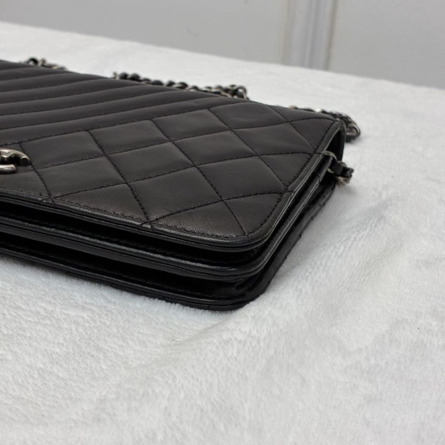 Chanel boy woc 黑色銀扣-6