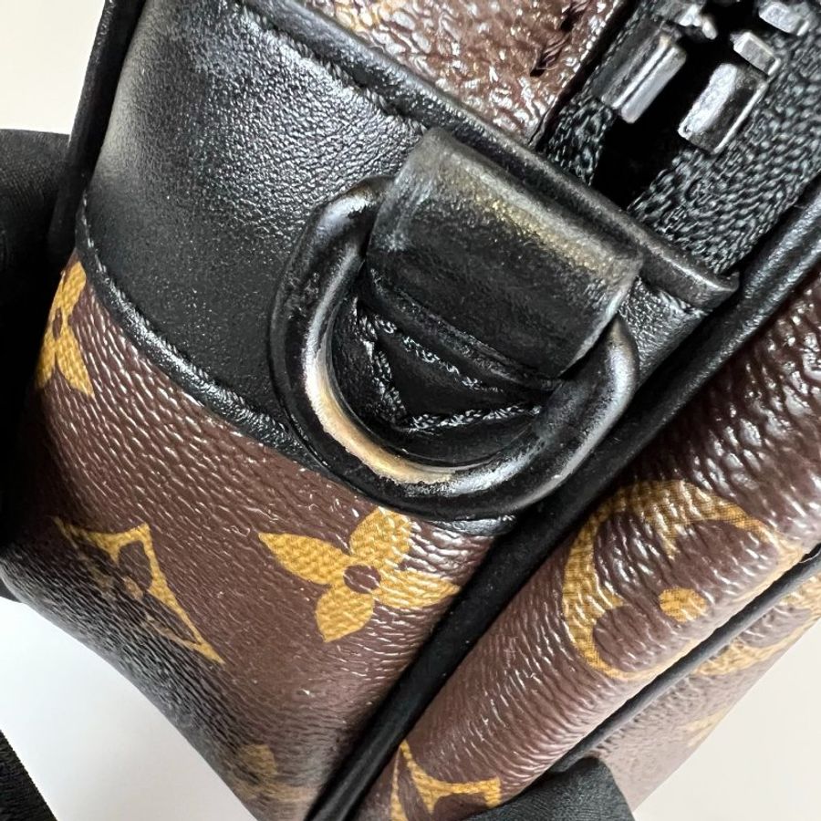 LV M45806/晶片款 老花郵差包-9