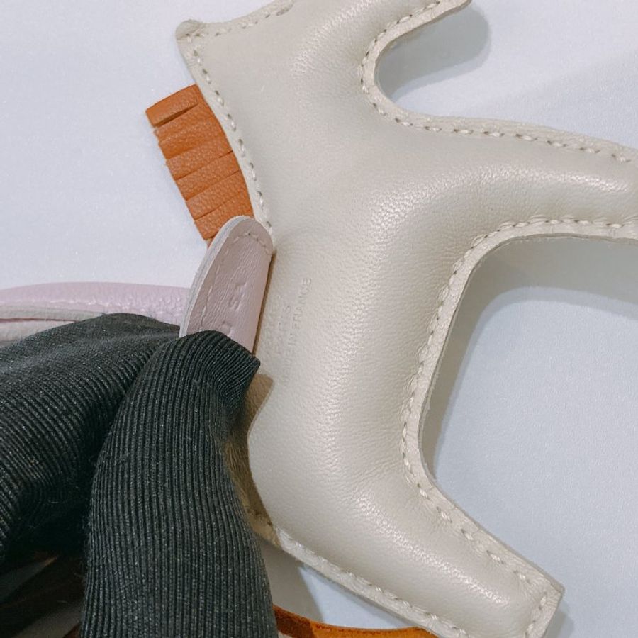 TW4928 Hermes 愛馬仕 馬仔 掛飾Rodeo PM Charm Craie/Gold/Mauve Pale #U-13