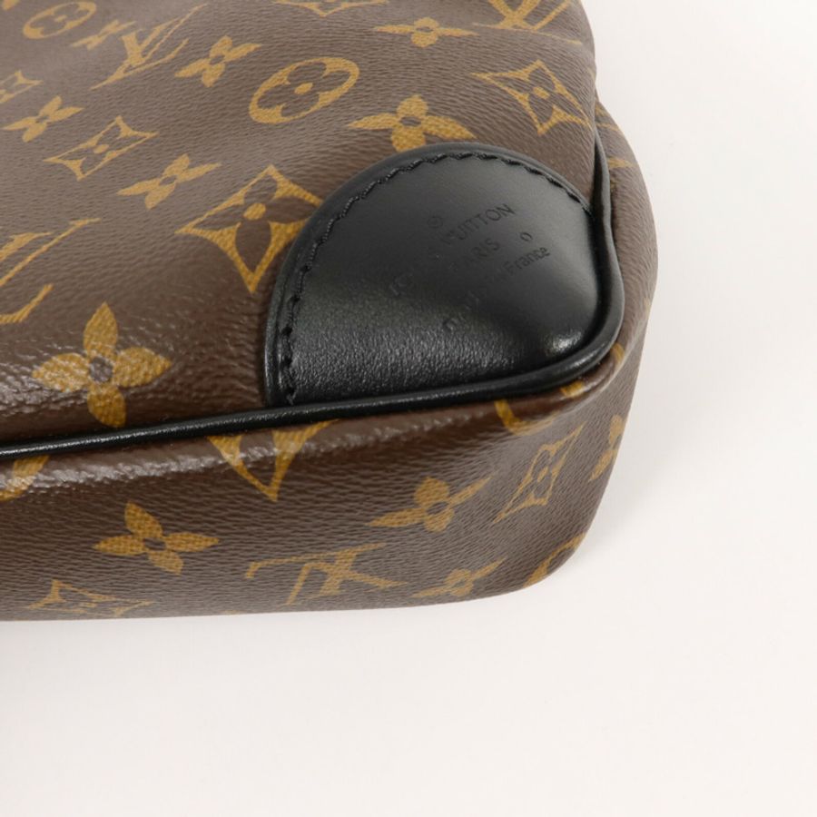 LOUIS VUITTON Monogram Odeon PM肩背袋-11