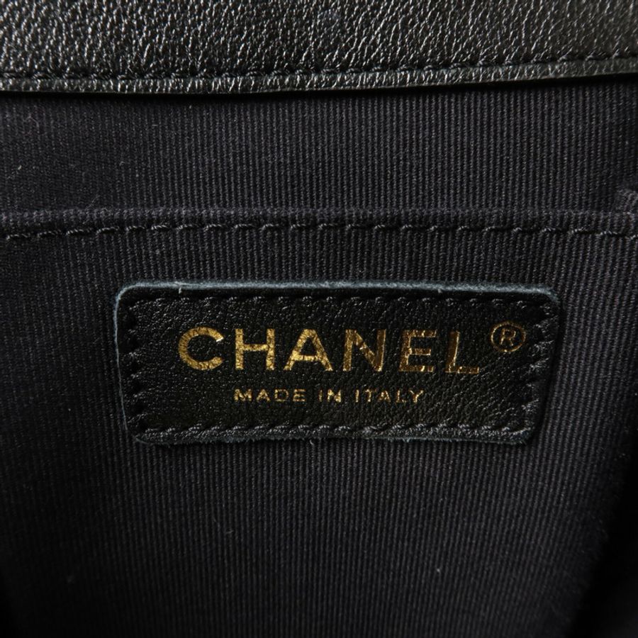 CHANEL 牛皮皮革Duma Backpack Large鏈帶背包-5