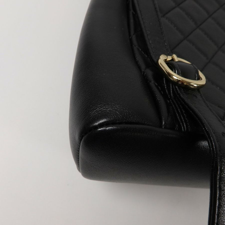 CHANEL 牛皮皮革Duma Backpack Large鏈帶背包-14