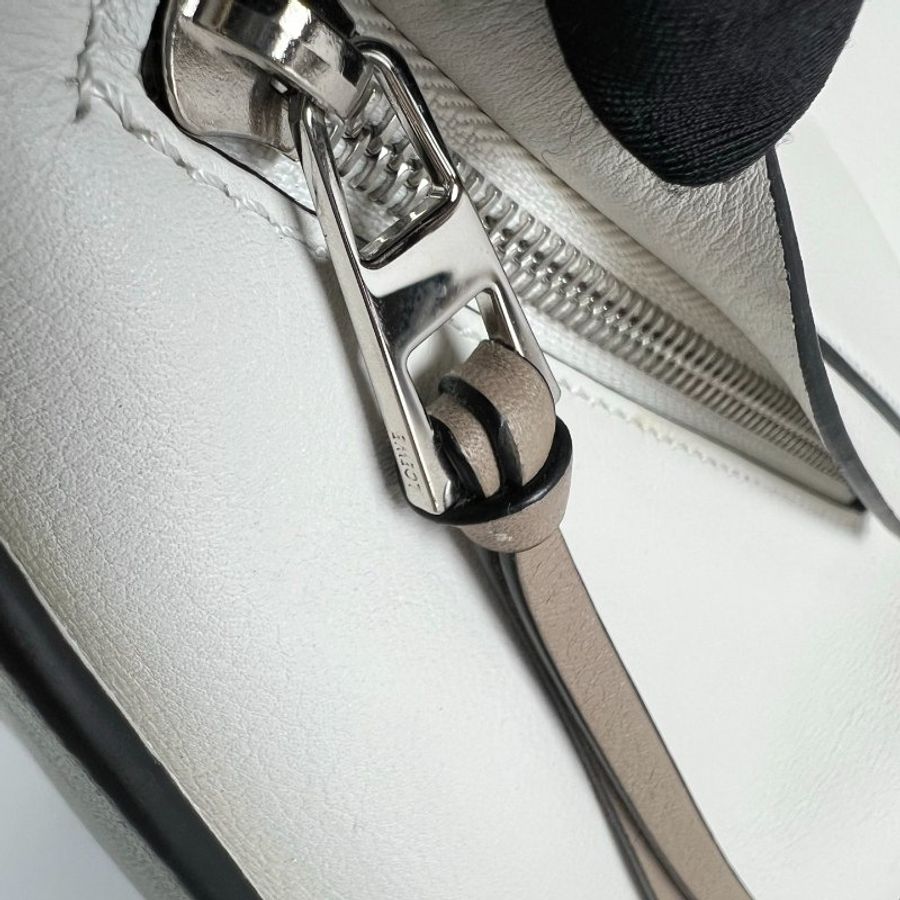 LOEWE 綠拚白HAMMOCK吊床包小號-9