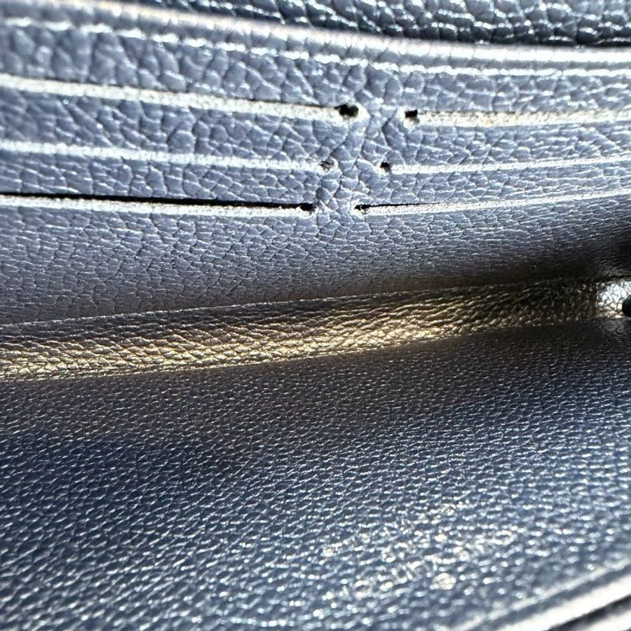 LV M80958/晶片款 珠光藍壓紋壓紋ㄇ拉長夾-7