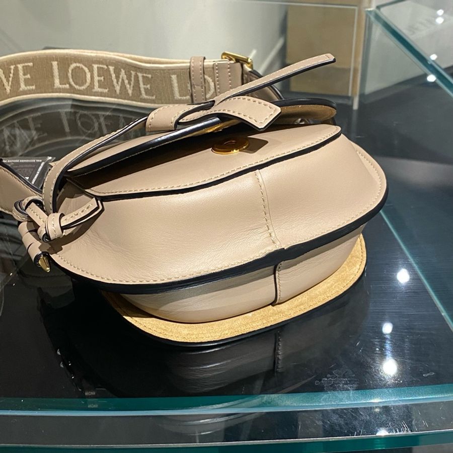 Loewe編織背帶奶茶色Geta-4