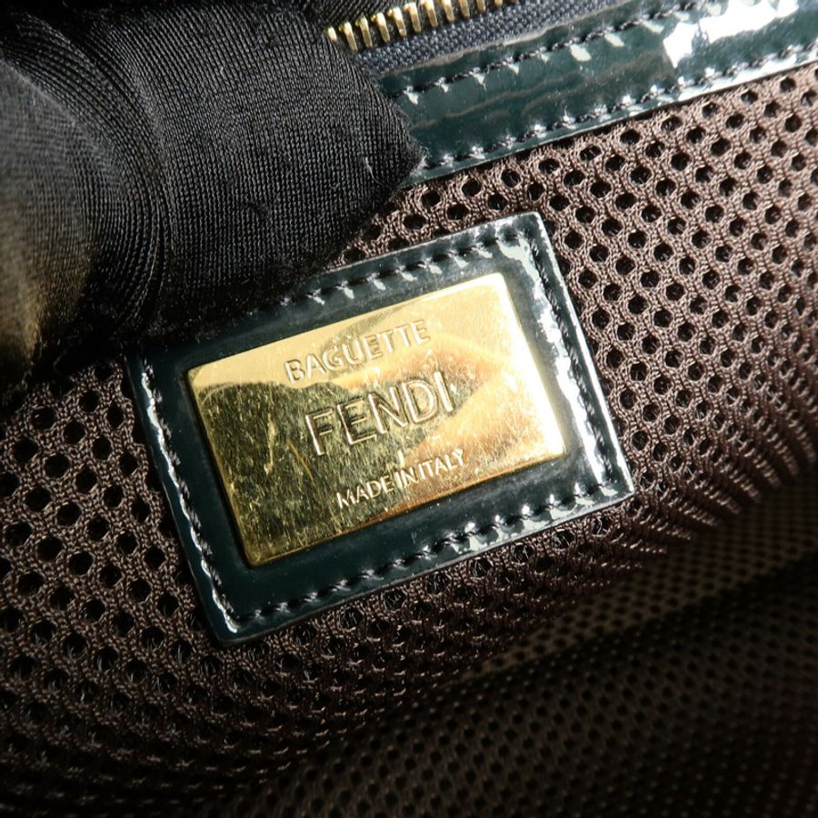 FENDI 漆皮皮革Baguette Large手挽肩背兩用袋-5