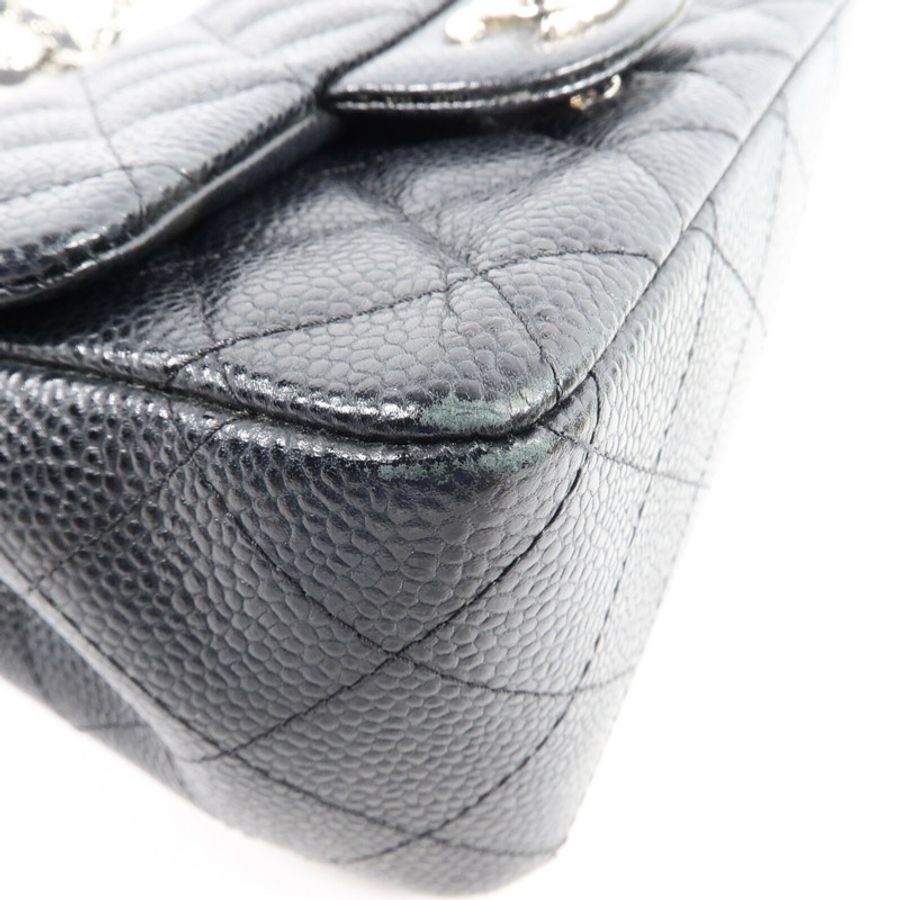 CHANEL 牛皮皮革Mini Classic 17鏈帶肩背袋-15