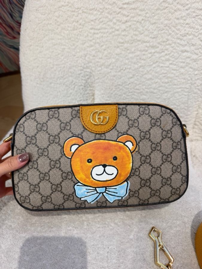Gucci古馳x KAI 聯名款泰迪熊老花相機包-1