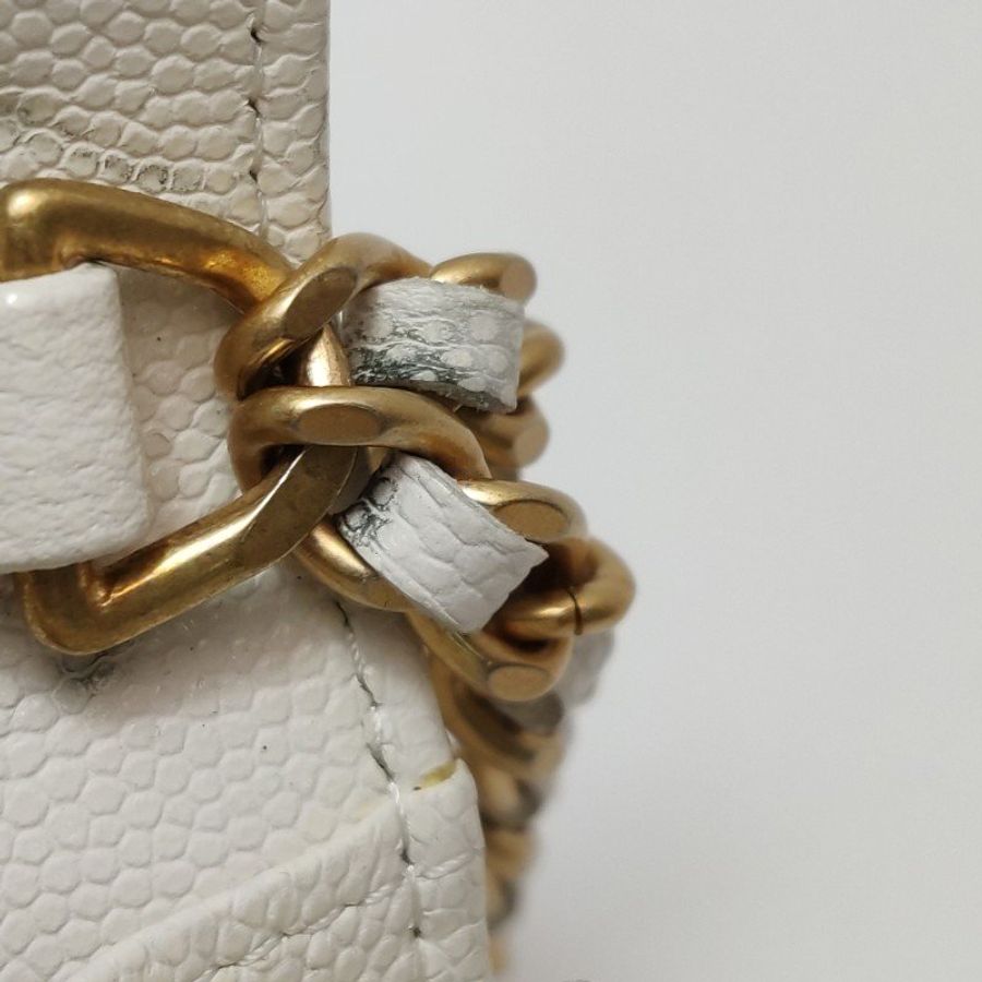 Chanel 牛皮純色菱格絎縫雙C logo金幣單肩包-11