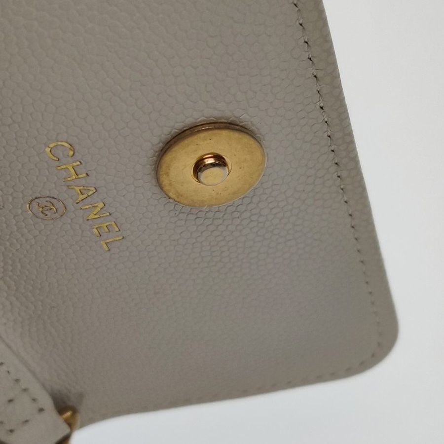 Chanel 牛皮純色菱格絎縫雙C logo金幣單肩包-12