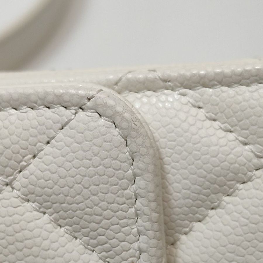 Chanel 牛皮純色菱格絎縫雙C logo金幣單肩包-15