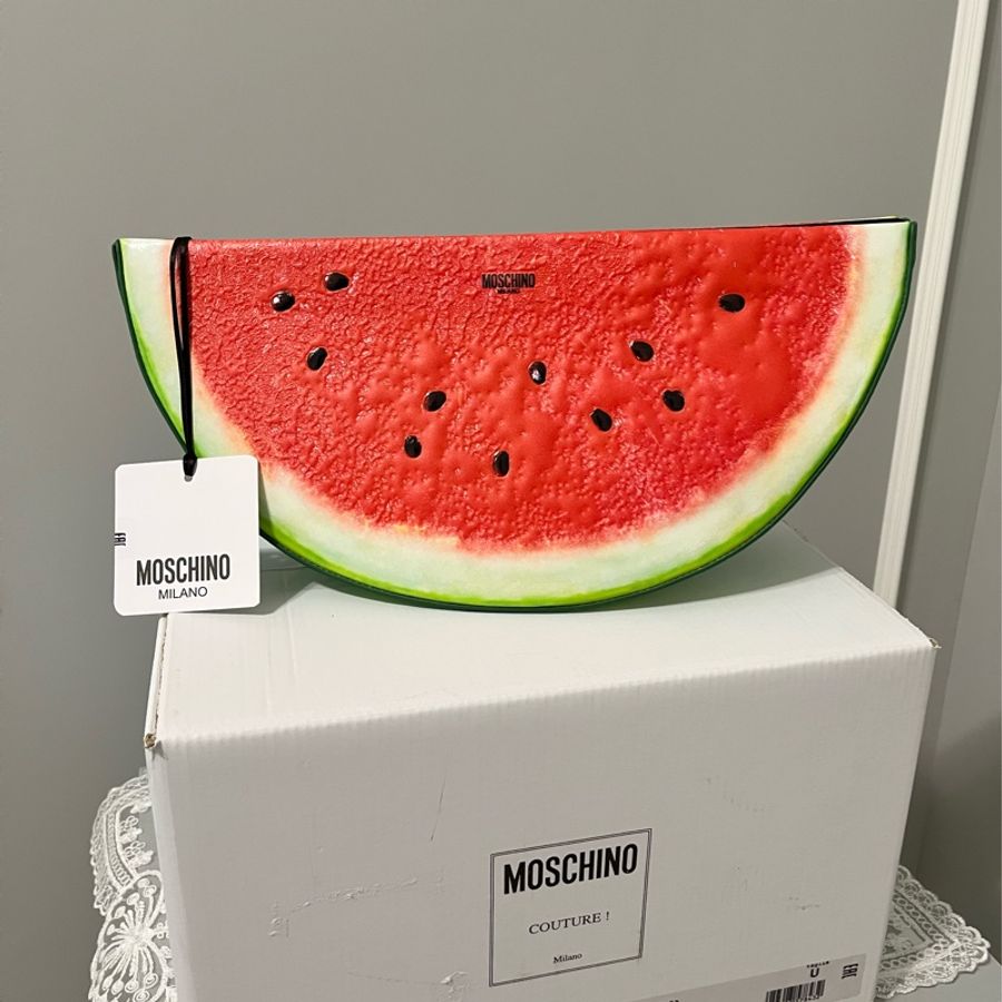MOSCHINO《全新》西瓜🍉造型手拿包／斜背包｜限量趣味設計｜附原盒吊牌｜收藏逸品-0