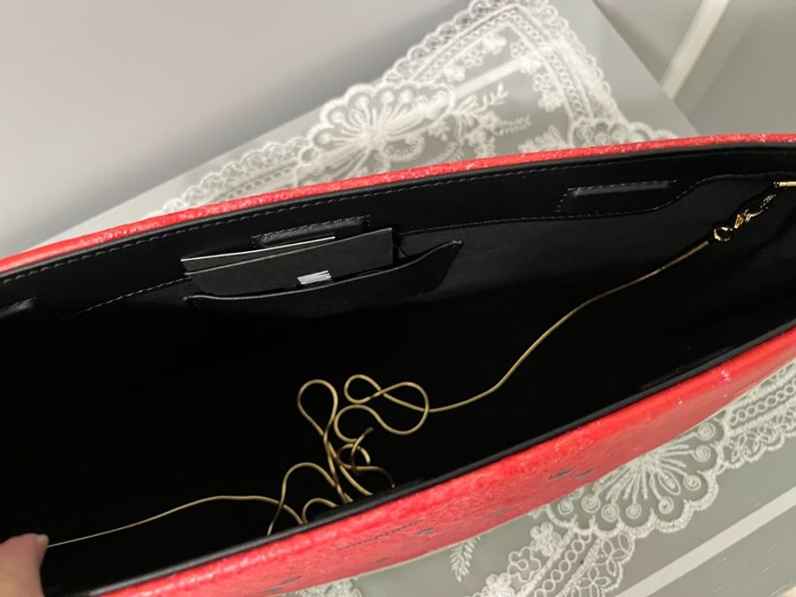 MOSCHINO《全新》西瓜🍉造型手拿包／斜背包｜限量趣味設計｜附原盒吊牌｜收藏逸品-4